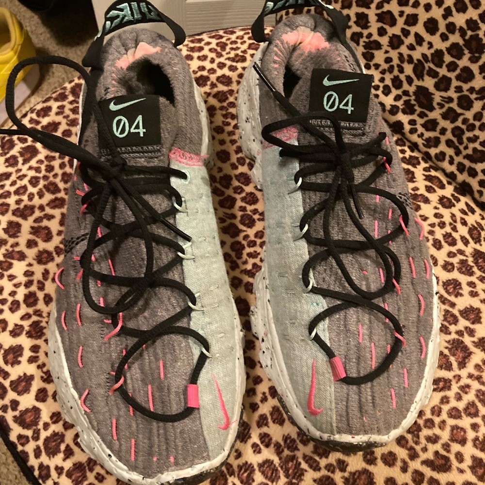 Nike Space Hippie Size 9